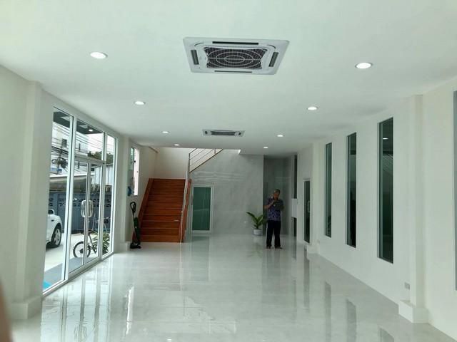 PS01 ให้เช่า โกดังใหม่ พร้อมสำนักงาน  ถนนพัฒนาการ