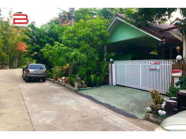 บ้านเดี่ยว 1 ชั้น โครงการ เดอะไพน์ รีสอร์ท เนื้อที่ 62.8 ตรว.อ.สามโคก ปทุมธานี