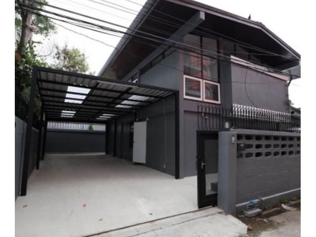 ให้เช่า และขาย บ้านเดี่ยว2หลัง ซอยหัวหมาก9
