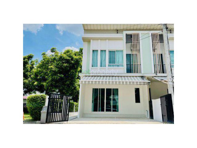 PJTH172 ให้เช่าทาวน์เฮ้าส์ 2 ชั้น ห้องหัวมุมติดสวน โครงการ พลีโน่  ราคาเช่า 20,000 บาท/เดือน