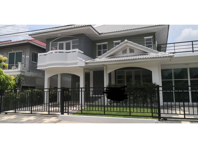 PR367บ้านเดี่ยว​ 2 ชั้น​ 4 นอน​ 2​ น้ำ​ 61 ตร​ จอดรถในบ้านได้​ 3 คัน​ หน้าบ้านกว้างเกือบ​ 20​ ม.​จอดรถได้อีก​ 3 คัน​