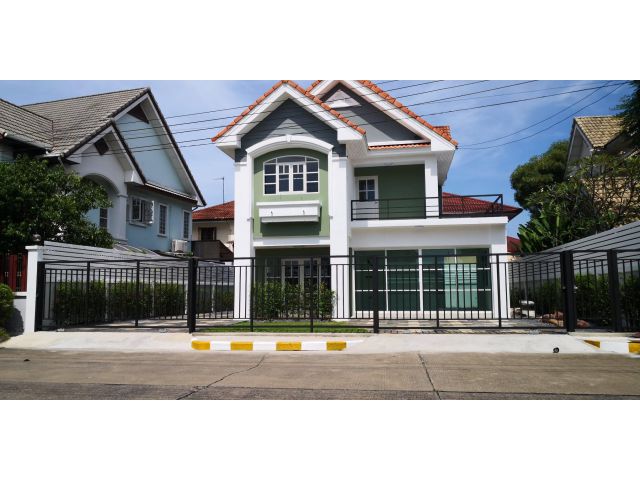 PR368ขาย  เนเบอร์​โฮม​ วัชรพล​ สุขาภิบาล5 ซอย​ 82 ออกได้​ 2 ทาง.. ขึ้นลงทางด่วนสะดวก​ ได้​ 2 ทาง.. ทางด่วน​ สุขาภิบาล​ 5