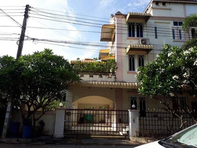 T01341 ให้เช่าหรือขายบ้านเดี่ยวหมู่บ้านอุษาฟ้าฮ่าม