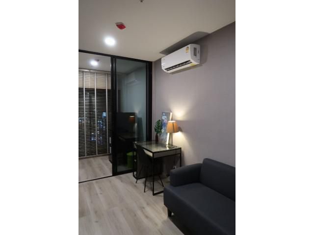 รหัสทรัพย์ B1609 METRIS Ladprao (เมทริส ลาดพร้าว) เลี้ยงสัตว์ได้ เฟอร์ครบ พร้อมเครื่องใช้ไฟฟ้า