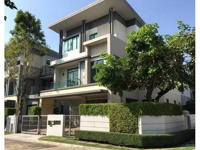 ขายบ้านเดี่ยว3ชั้น นาราสิริ โทเพียรี่ นวมินทร์
