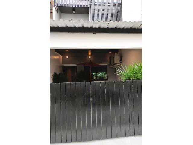 ให้เช่าบ้านทาวน์โฮม 2 ชั้น รัชมาเฮ้าส์ ซอยสรงประภา 1 ตรงข้ามสนามบินดอนเมือง หลังโรงแรมอมารี