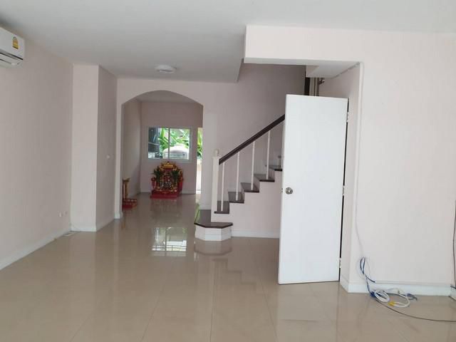 ให้เช่า ทาวน์โฮม 3ชั้น หมู่บ้านสราญพฤกษ์ ลาดพร้าว