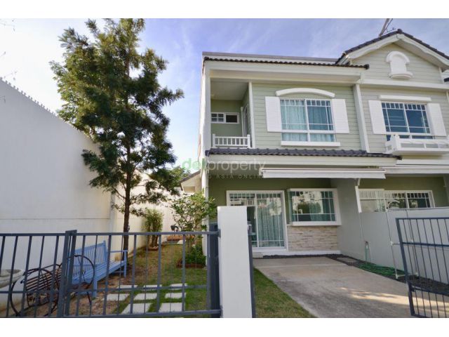 PJTH195 ให้เช่าทาวน์โฮม 2ชั้น บ้านหลังริม ใกล้อิเกีย เมกาบางนา  ราคาเช่า 23,000 บาท