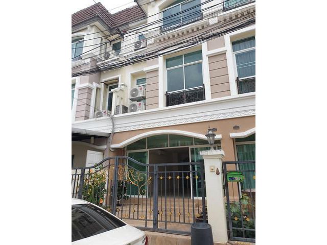ให้เช่าทาวน์โฮม 3ชั้น สราญพฤกษ์ ลาดพร้าว รามคำแหง