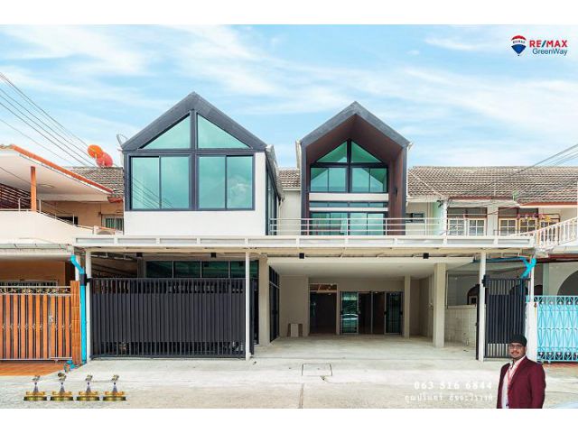 ทาวน์เฮ้าส์ใหม่  ซอยจรัญ 25 ใจกลางเมือง
