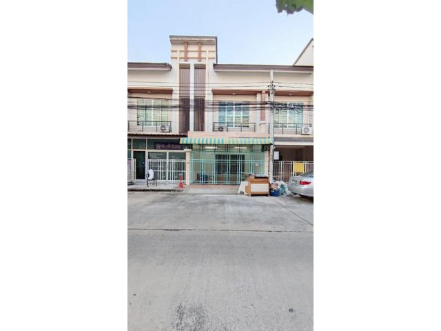 รีโนเวทใหม่!  2 ชั้น 3 นอน รามอินทรา RK จอดรถ3คัน