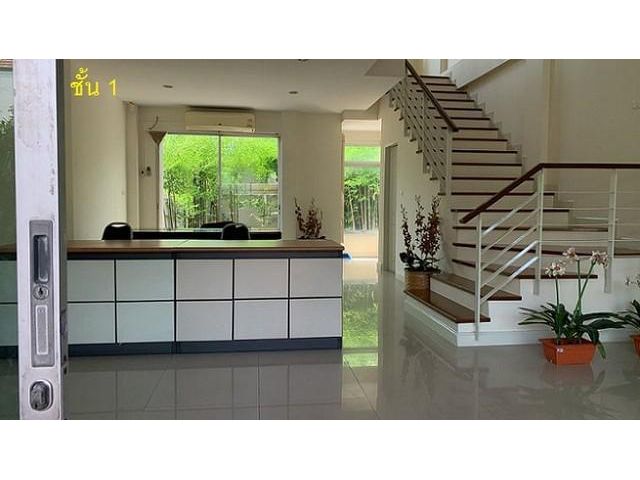 ขายทาวน์โฮม 4 ชั้น บิสทาวน์ ศรีนครินทร์ 46/1