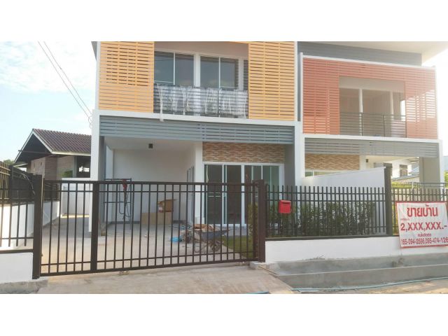 บ้านศิริสุข  มี 4 หลัง สำหรับคนที่มองหาบ้าน