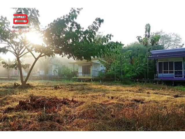 กิจการรีสอร์ท โครงการ บ้านสวนรัตติกาล อินทนนท์ รีสอร์ท จอมทอง เนื้อที่ 2-0-56 ไร่ ถนนเชียงใหม่-ฮอด อ.จอมทอง จ.เชียงใหม่