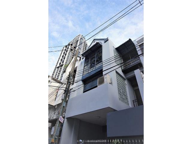 ร 6 ห้องนอน 3 ห้องน้ำ BTSพระโขนง