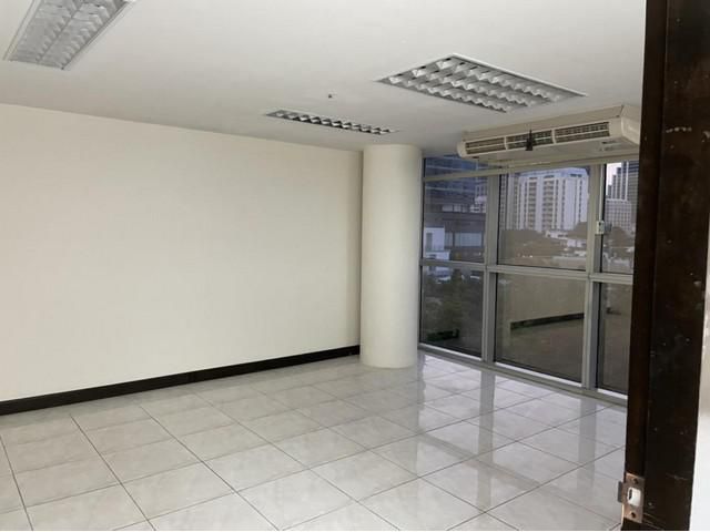ขายพื้นที่สำนักงาน 193 ตรม. อาคารริชมอน สุขุมวิท26