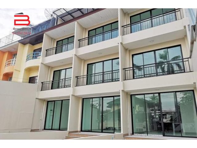 อาคารพาณิชย์ 4 ชั้น ซอยพหลโยธิน 56 แยก 1 เนื้อที่ 27.2 ตรว. เขตสายไหม