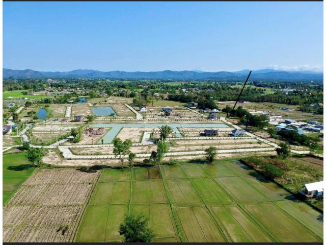 BDK0117 ขายที่ดิน พร้อมเอกสารสิทธฺ์ โฉนด   ที่ดินทำเลสวย  ติดน้ำเหมือง  ที่ดินถมเเล้ว  ที่ดินมีขนาด 102.6 ตรว.