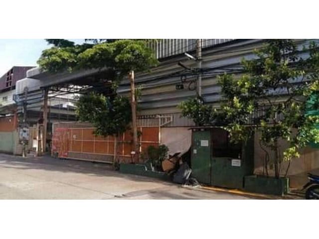 PR451ขายอาคาร 3 ชั้น พร้อมพื้นที่ 550 ตรว. ถ. เทพารักษ์ กม. 21 บางเสาธง จ. สมุทรปราการ