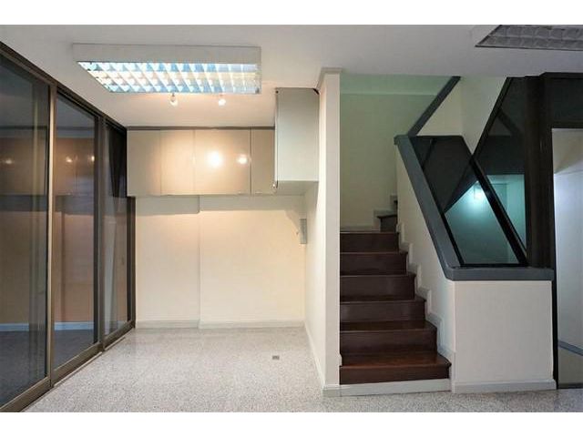 ให้เช่าทาวน์โฮม 3ชั้น ถนนสุขุมวิท ใกล้ BTS พระโขนง