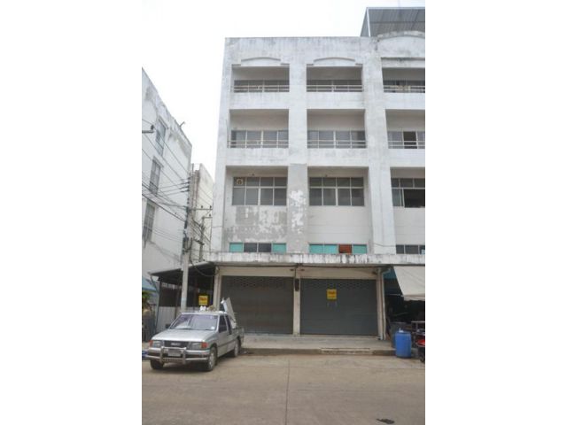พหล กม.44 อ.พานิชย์ 32 ตรว. 500ตรม.สำนักงาน โกดัง