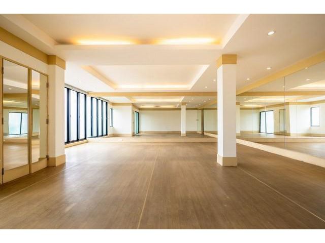 ขายทาวน์โฮม 4.5 ชั้น โครงการ B Avenue สุขาภิบาล 5