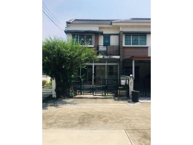 ขายทาวน์โฮม 2 ชั้น ทาวน์พลัส ประชาอุทิศ