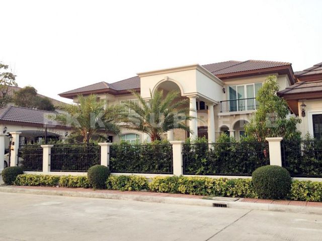 (ขาย) ** คฤหาสน์หรู ติดถนนใหญ่ กาญจนาภิเษก เอ็นริช พาร์ค ปิ่นเกล้า (Enrich Park Pinklao) **