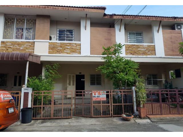 ขายทาวน์เฮ้าส์ หมู่บ้านกานดา พาร์ค(The First Home) ซอยพันท้ายนรสิงห์ ถนนพระราม 2 อ.เมืองสมุทรสาคร จ.สมุทรสาคร