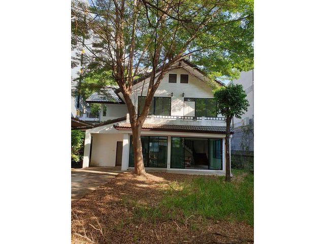 PJD07 ให้เช่าบ้านเดี่ยว 2ชั้น ซอยสุภาพงศ์3 ใกล้สถาณีรถไฟฟ้าสวนหลวงร.9 ใกล้ห้างซีคอนสแควร์ ศรีนครินทร์ เขตประเวศ