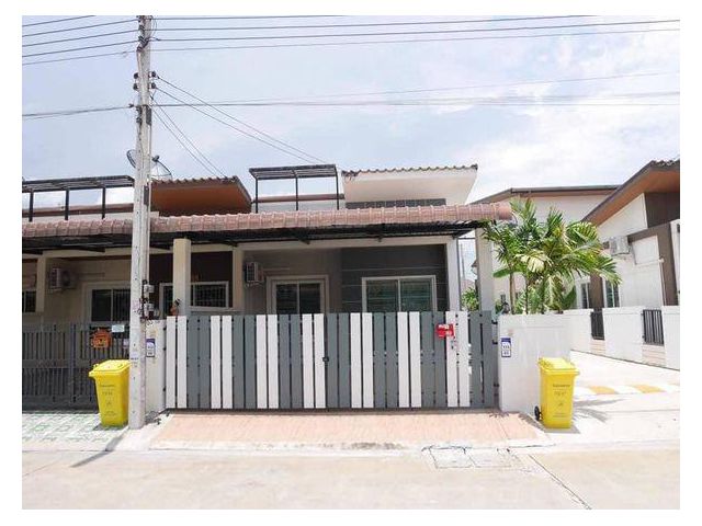 ขายด่วน ทาวน์เฮ้าส์ชั้นเดียว หลังมุม รีโนเวทใหม่ทั้งหลัง ตลาดวัดศรี บ้านเก่า-พานทอง