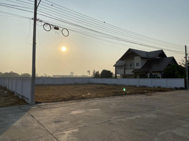 ที่ดินแปลงสวย 168 ตรว.บนทำเลที่น่าอยู่ที่สุดในสุพรรณบุรี