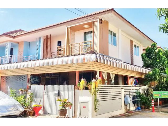 (DH3) ขายด่วนหมู่บ้านไอลีฟทาวน์ ประชาอุทิศ  90 หลังมุมต่อเติมเต็มพื้นที่ เฟอร์ครบ พร้อมอยู่
