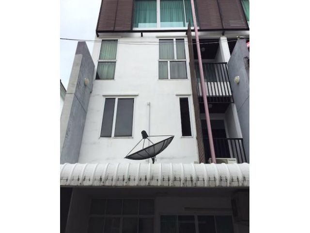 ✅ ขายทาวน์โฮม ดิแอททิคแจ้งวัฒนะ3.5 ชั้น22.6 ตร.วา หลังมุม (8)