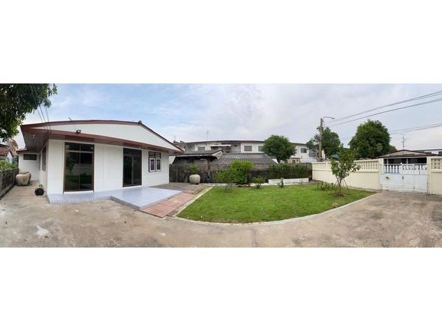 ใหัเช่าบ้านเดี่ยวชั้นเดียว โชคชัย4 ลาดพร้าว