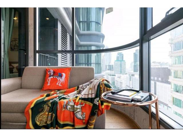 Condo for RENT at Q Chidlom-Petchburi Size 37 Sq.m. 1 bedroom 1 bathroom on 22nd floor