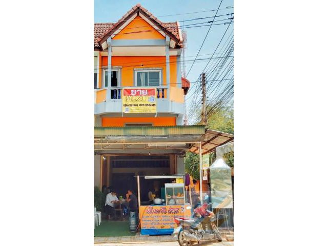 ขายอาคารพาณิชย์หลังมุม 2ชั้น  29.8 วา  พร้อมห้องด้านหลังแยกสำหรับให้เช่า 2ห้อง เยื้องวรรณชัย แมนชั่น