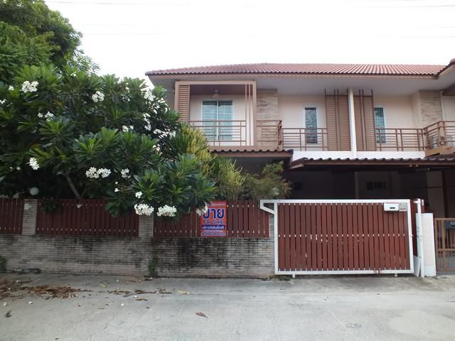 ขายทาวน์เฮาส์หลังริม ไอลีฟทาวน์ พระราม2 45.6 ตรว.