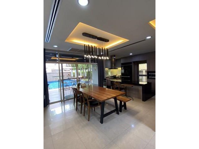 PTM22 ขายบ้านเดี่ยว 2 ชั้น พร้อมสระว่ายน้ำ หมู่บ้าน ศิมันตรา ซอยนาคนิวาส 21 ถนนลาดพร้าว 71