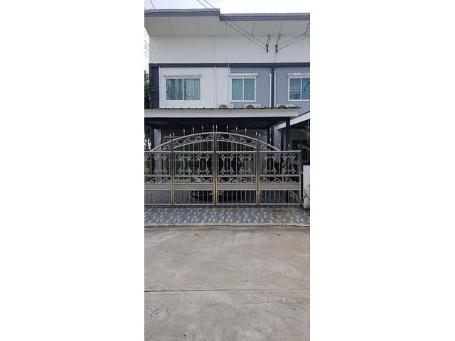 หมู่บ้าน ไลโอ บลิสซ์ ทาวน์เฮาส์ 2 ชั้น