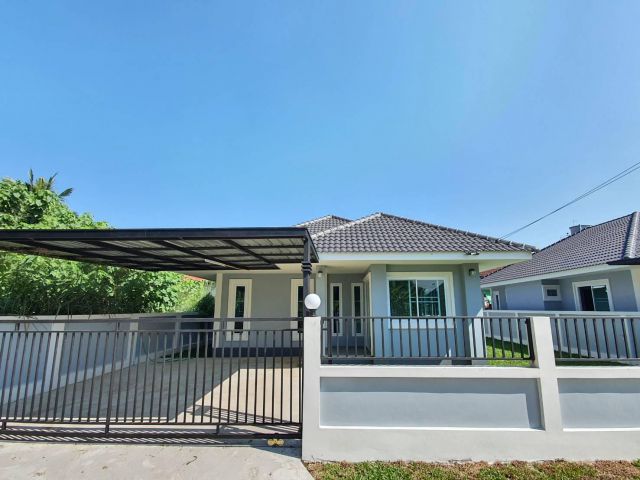 ขายบ้านสร้างใหม่ หลังใหญ่ 70 ตารางวา หลังม.แม่โจ้