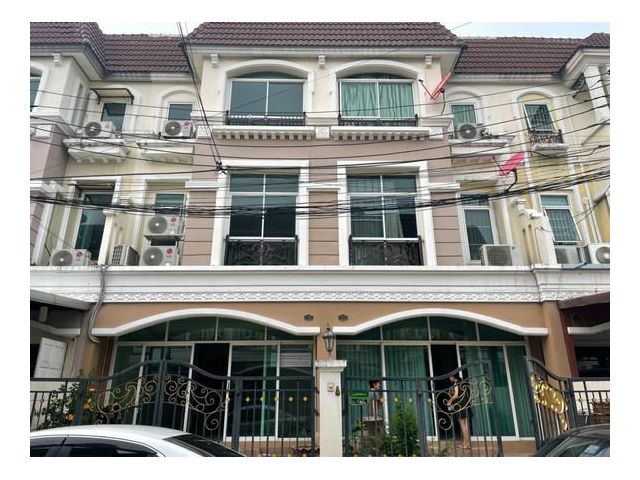 ให้เช่าทาวน์โฮม 3 ชั้น ม.สราญพฤกษ์ ลาดพร้าว 130