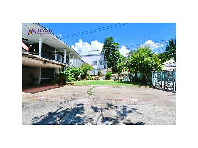 ขายบ้านพร้อมที่ดิน 2 งาน 15 ตร.ว, ซอยวิภาวดี 16/29, โชคชัยร่วมมิตร ใกล้รถไฟฟ้ารัชดาภิเษก
