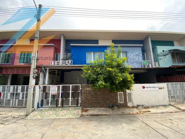 ขายทาวน์เฮาส์ 23.3 ตร.วา ม.ไอดีไซน์ ลำลูกกาคลอง5 ปทุมธานี