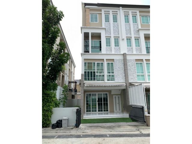 ให้เช่าโฮมออฟฟิศ4ชั้นย่านอุดมสุข เขตบางนา