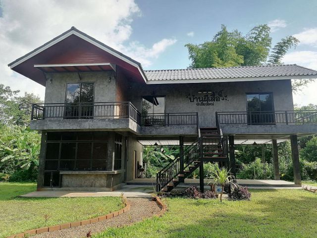 ขายบ้านสวนสไตล์​ลอฟท์ ติดลำน้ำ 368ตร.ว. ราคา 4.5ล้าน อ.ดอยสะเก็ด​ จ.เชียงใหม่​