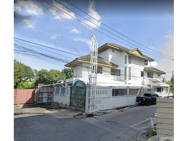 ให้เช่าบ้านเดี่ยว3ชั้นย่านสุทธิสาร ห้วยขวาง ใกล้MRTสุทธิสาร เหมาะสำหรับอยู่อาศัย