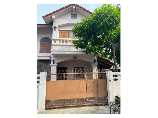 บ้านเดี่ยวพร้อมที่ดิน ซอยลาดพร้าว 106