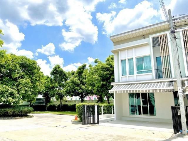 ให้เช่าทาวน์เฮ้าส์ 2 ชั้น โครงการ Pleno วงแหวน รามอินทรา ถนนเลียบคลองสอง เหมอะพักอาศัย