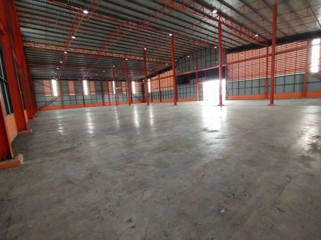 RR153 ให้เช่าโรงงานผังสีม่วง 2200 ตรม. สมุทรสาคร ติดถนนใหญ่ น้ำไฟพร้อมอยู่ ค่าเช่าถูก